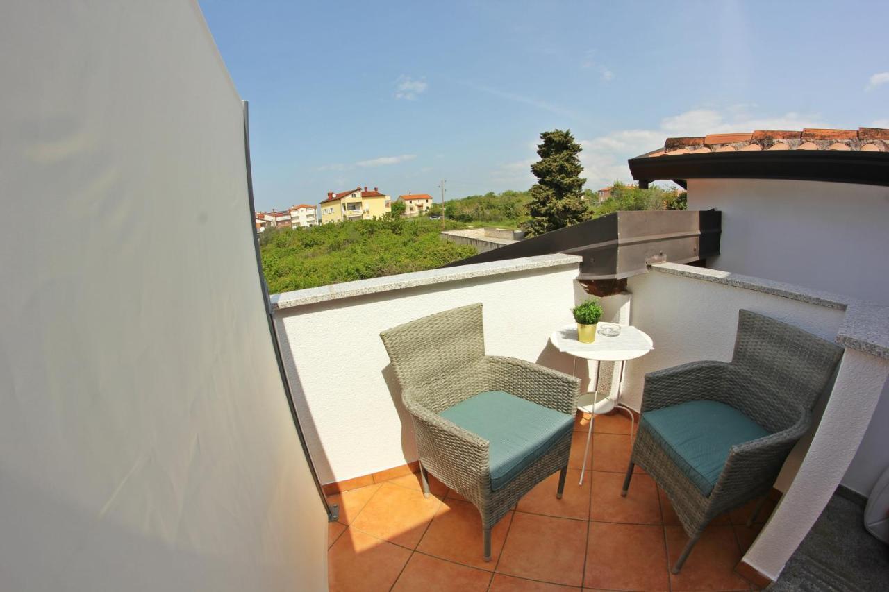 Room And Apartment Doris Lovrecica  Luaran gambar