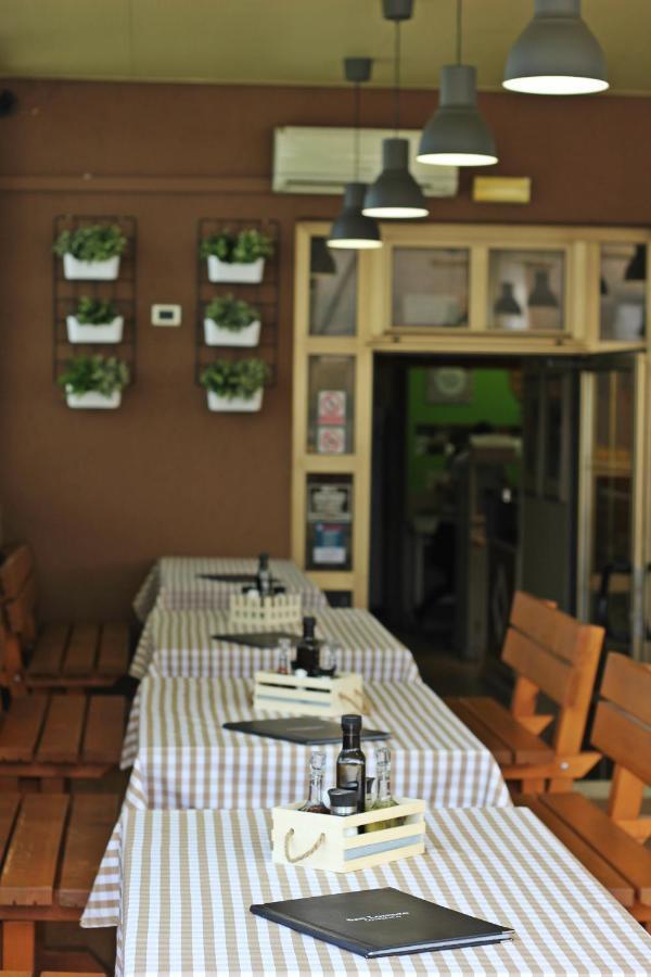 Room And Apartment Doris Lovrecica  Luaran gambar
